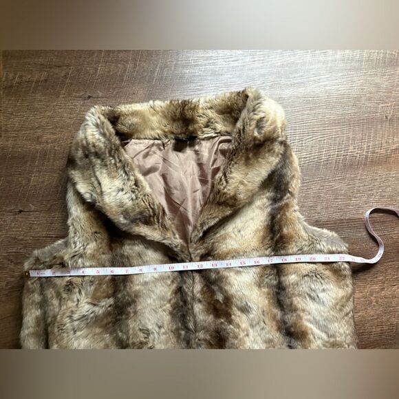 WOODLAND faux fur cashmere acrylic vest chic fall winter sz L women’s brown tan - Picture 11 of 13